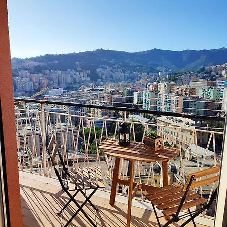 Ferienwohnung Donny Dude Panorama Genua Exterior foto
